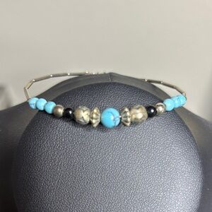 Dainty Silver Tone Turquoise Native American Beaded Bracelet